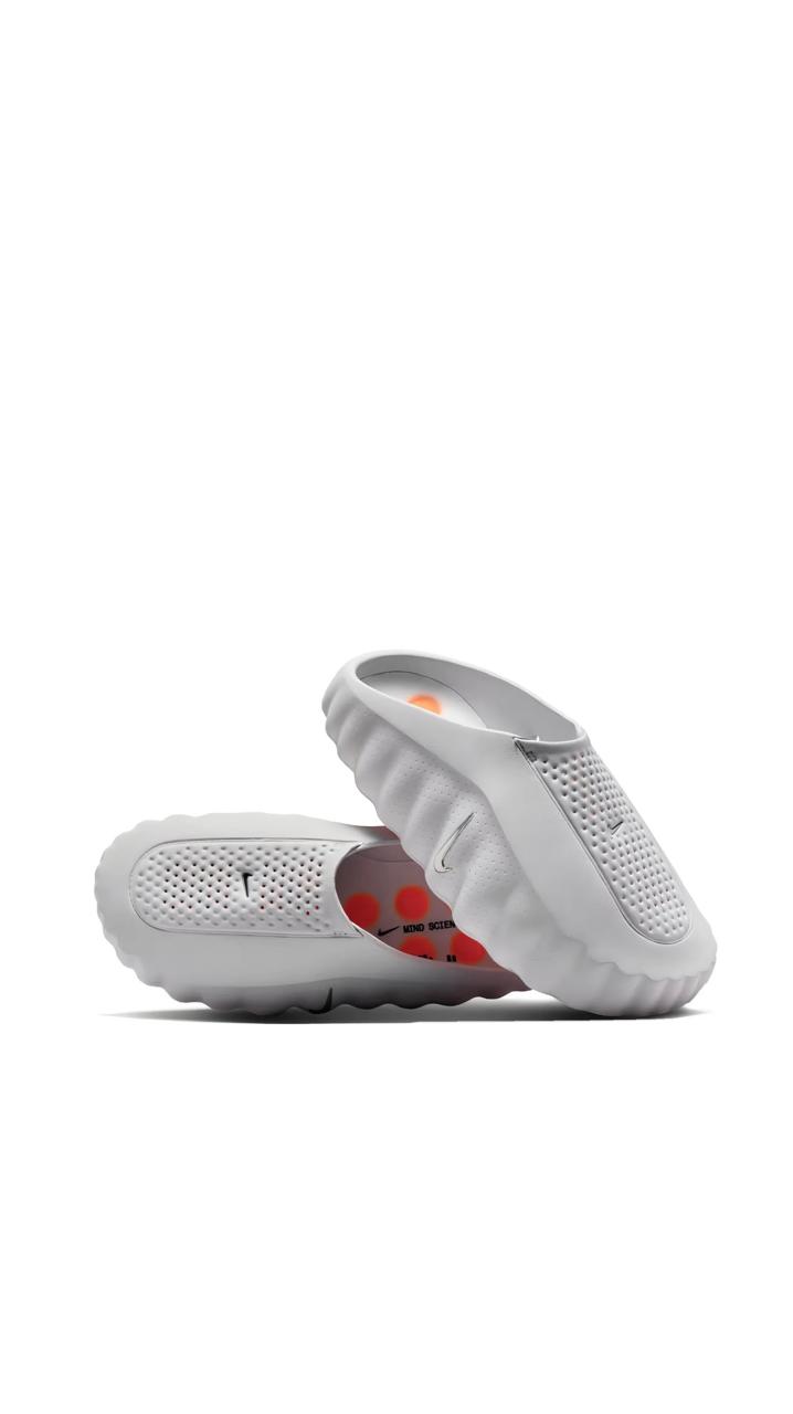 Nike Mind 001 